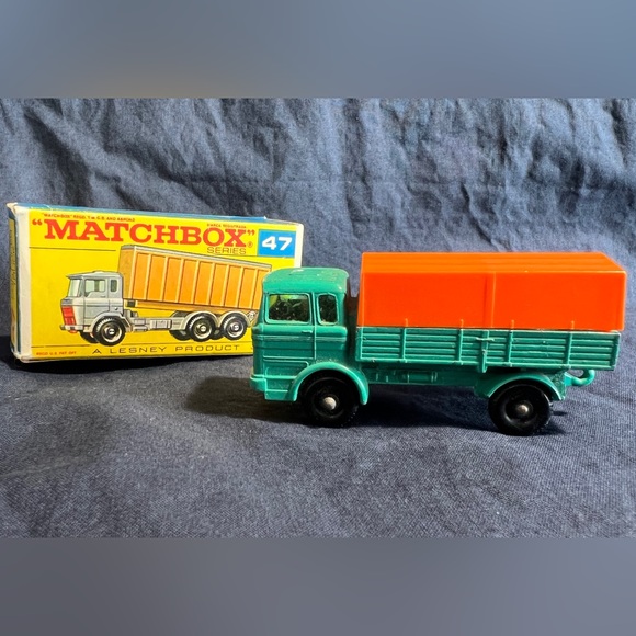 Matchbox Other - Vintage Lesney Matchbox Mercedes Container Truck